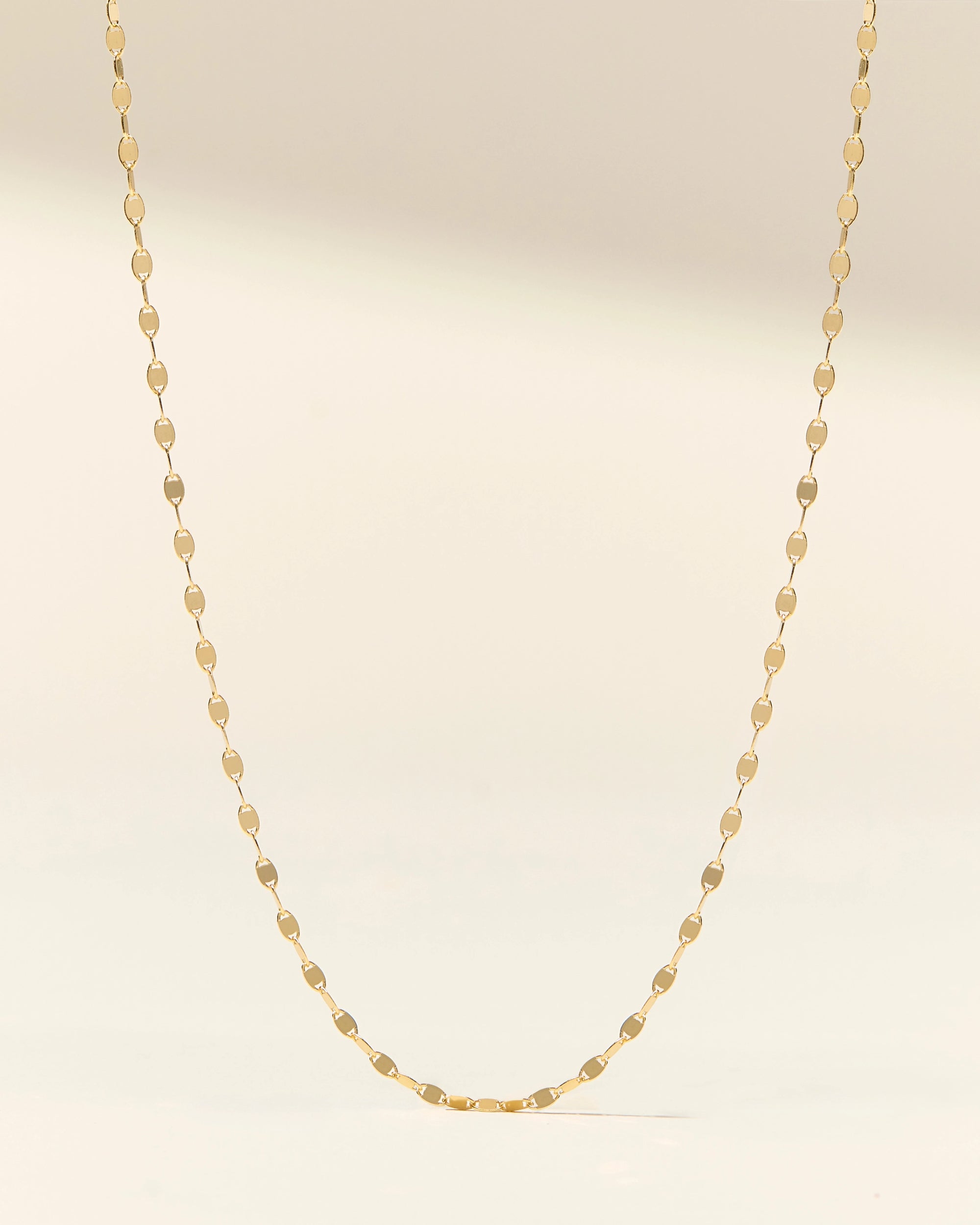 Gold confetti necklace – elegant everyday jewelry for women with frustration-free clasp