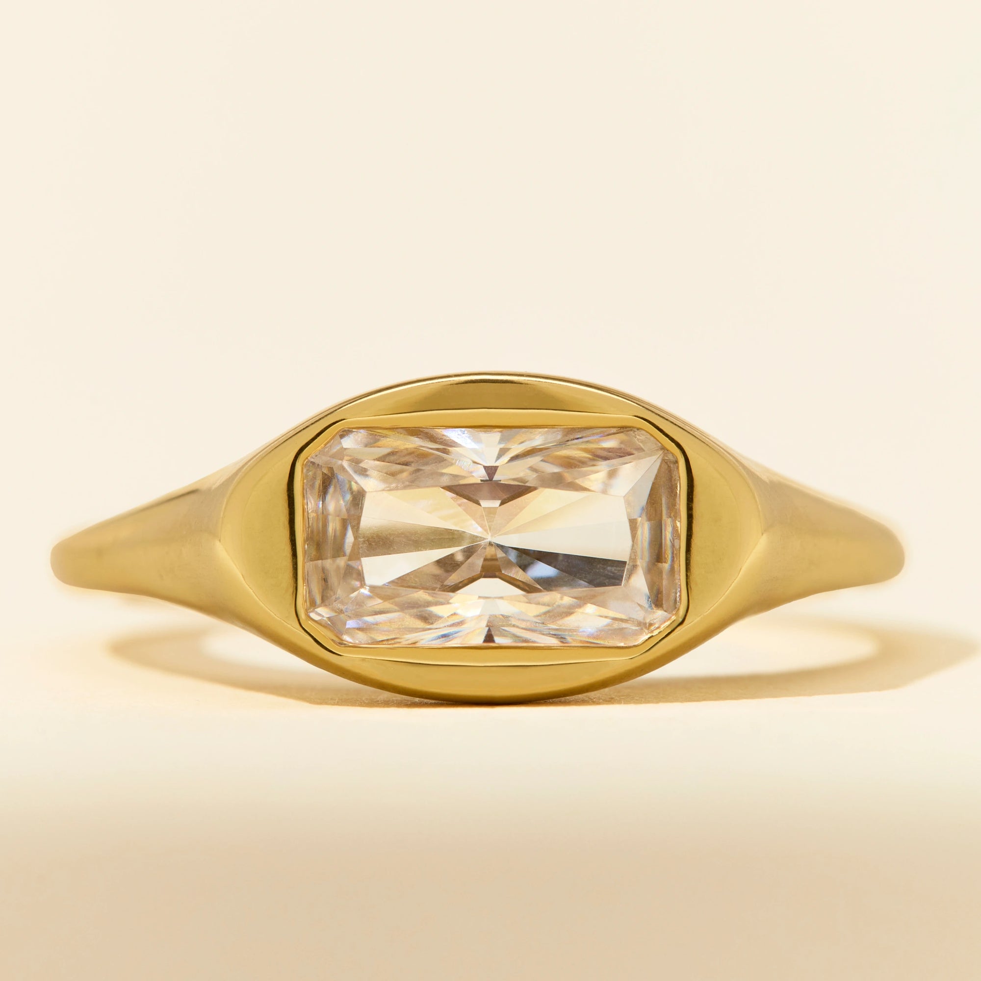 14k gold vermeil ring – hypoallergenic, tarnish-resistant, and a thoughtful gift for women who love quality and comfort