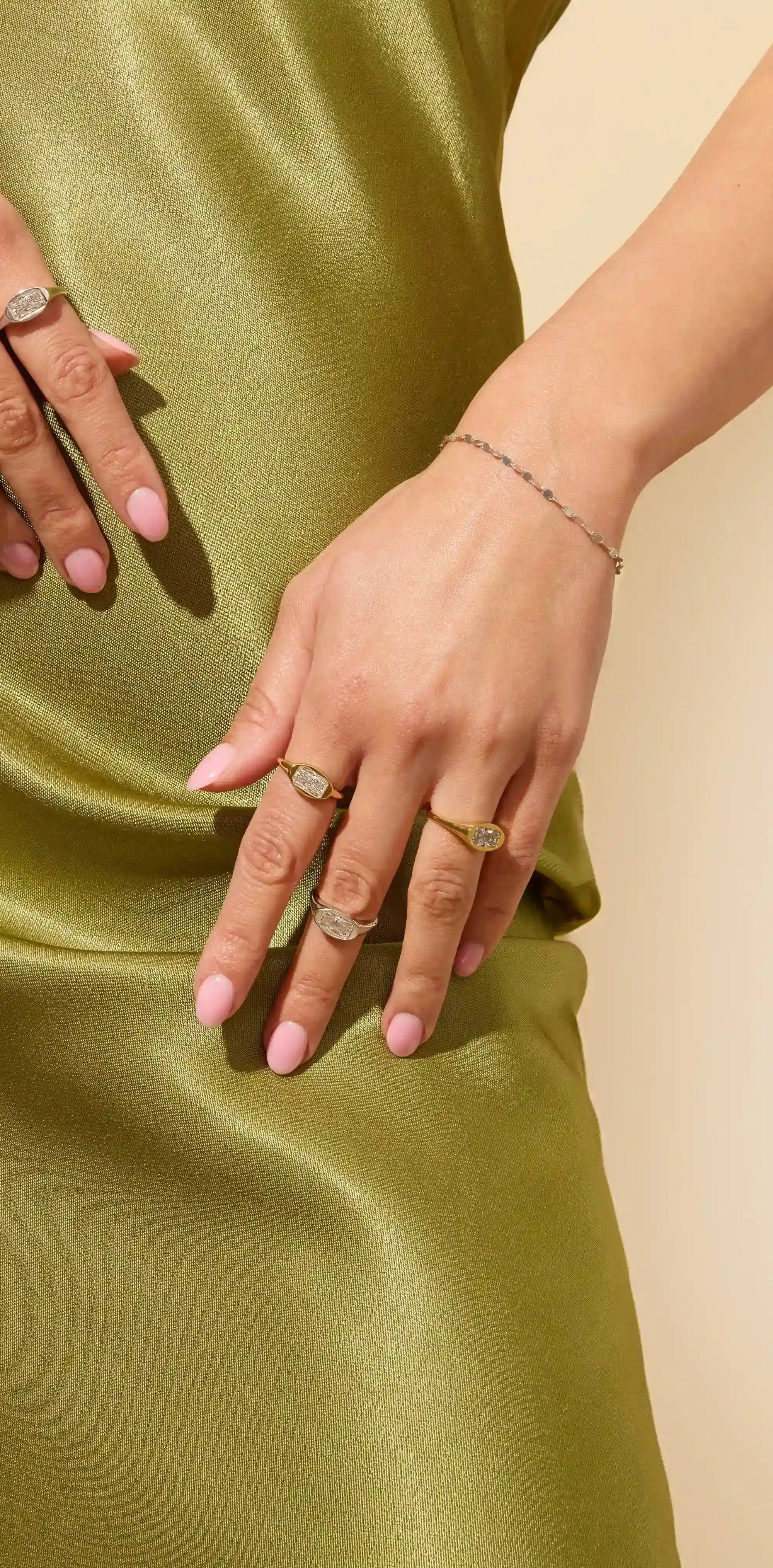 Silver Confetti Chain Bracelet